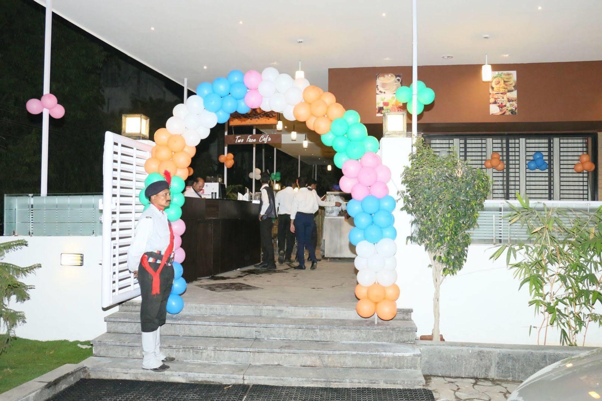 Hotel Vijay Residency Aurangabad  Exterior photo